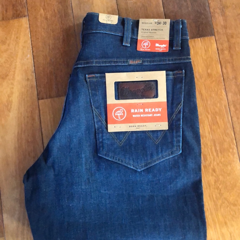 Men’s NWT Wrangler Jeans